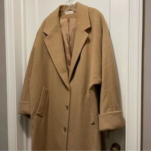Vintage Calving Klein Wool Blend Coat, size 14 long camel coat. Oversized cut.